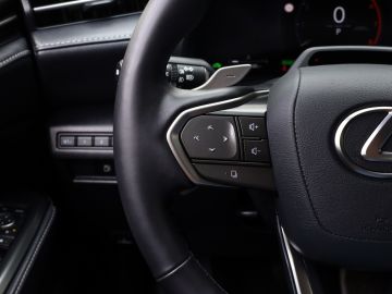 Lexus LBX